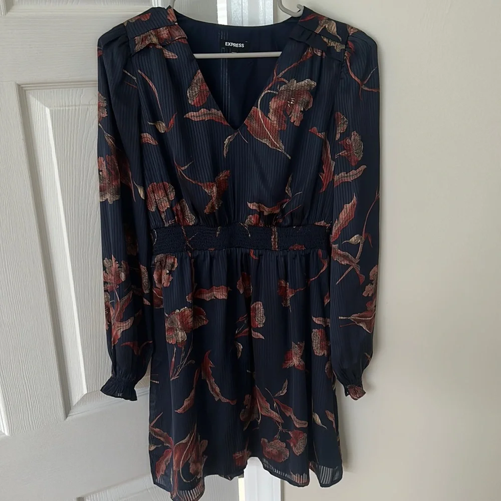 EXPRESS knee length dress